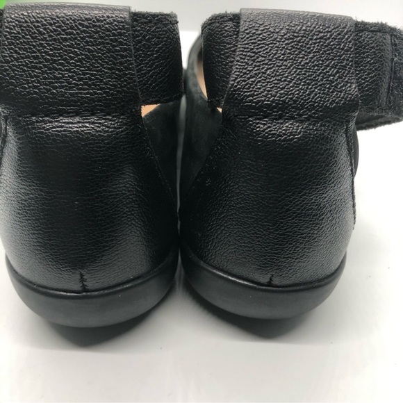 Clark’s Medora Nina Cushioned Ankle Strap Flats-8 - Picture 3 of 9